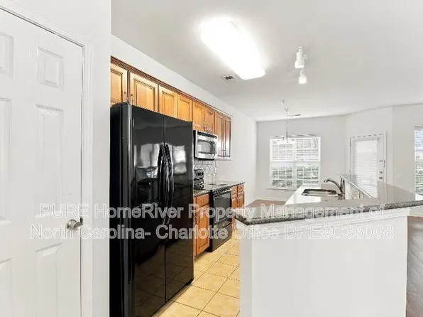 14622 Via Sorrento Dr, Charlotte, NC