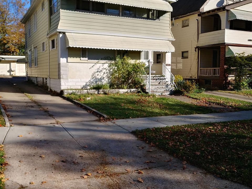 1st image of 3643 E 146th St Floor 3