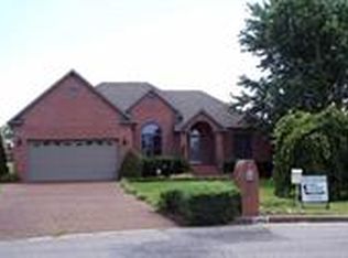1400 Yellow Twig Ln, Dyersburg, TN 38024