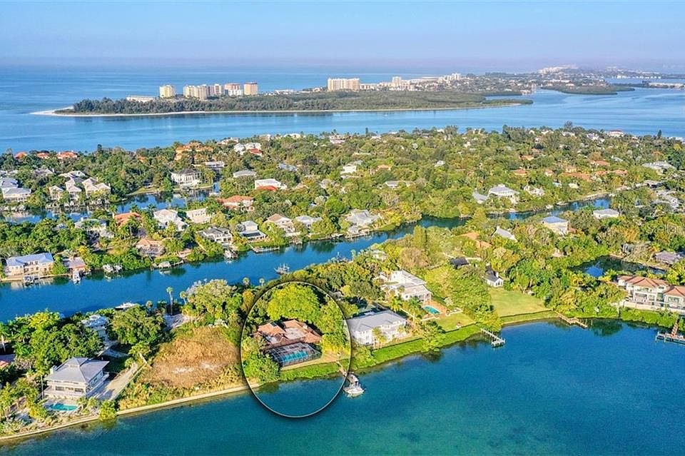 1st image of 4001 Flamingo Ave