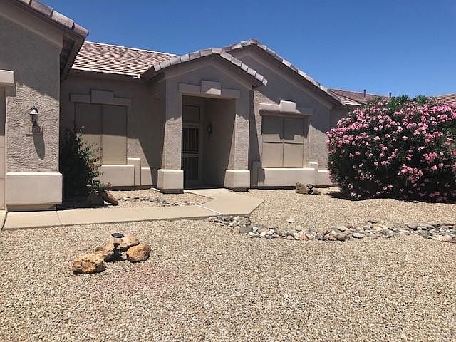 1st image of 1220 E Westchester Dr