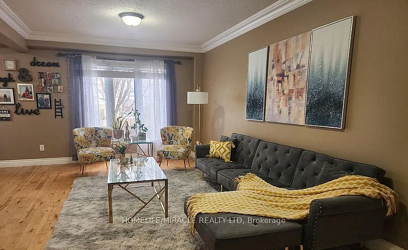 3 bed, $2,800 — Photo 2