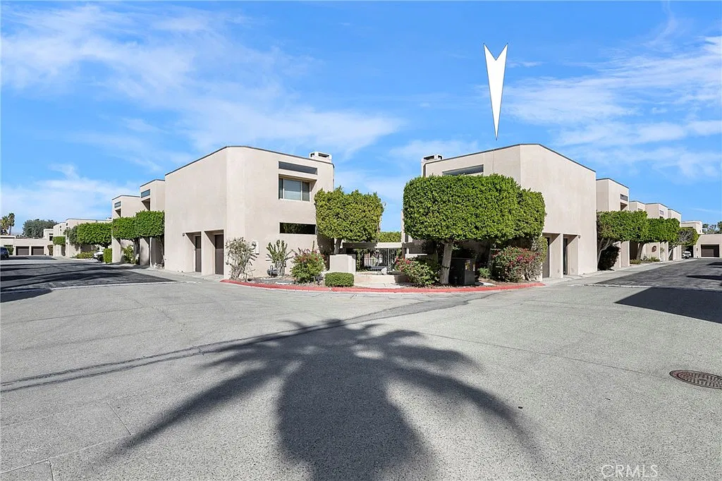 3 bed, 1923 sqft, $3,000 — Photo 4