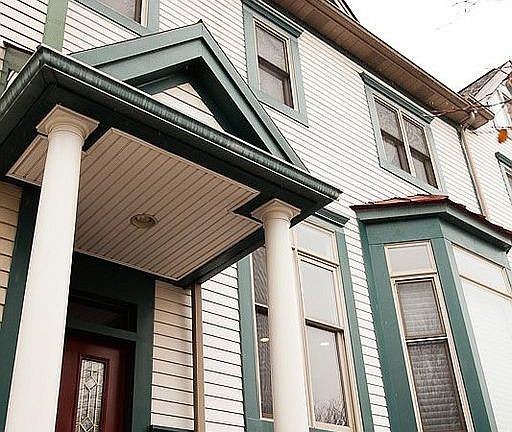 Exquisite Townhouse on H2O!