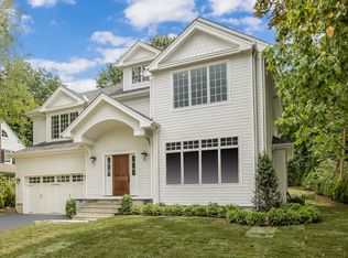 96 Walworth Ave, Scarsdale, NY 10583