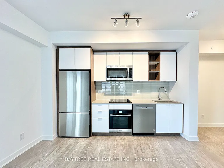 543 Richmond St W #544 — Photo 1