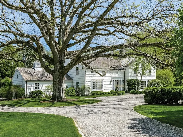 2356 Redding Rd, Fairfield, CT 06824