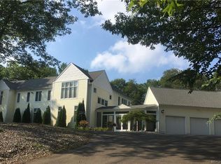 120 W Meadow Rd, Hamden, CT 06518