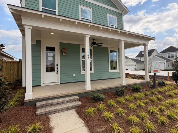 709 Rumbling Leaf Ln, Summerville, SC 29486