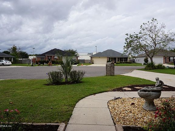 3rd image of 2563 Woodhaven Ct
