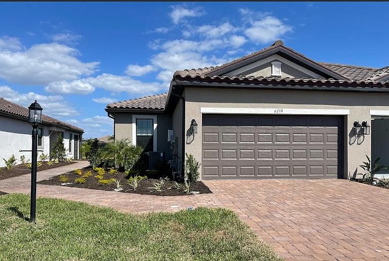 1st image of 6219 Plateau Ct
