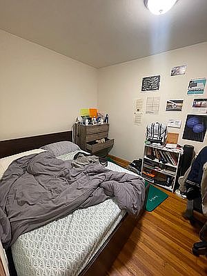 4th image of 227 E 50th St #42