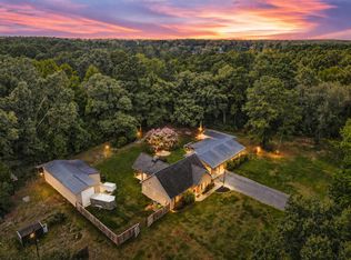 135 Gilleys Ct, Summerville, SC 29483