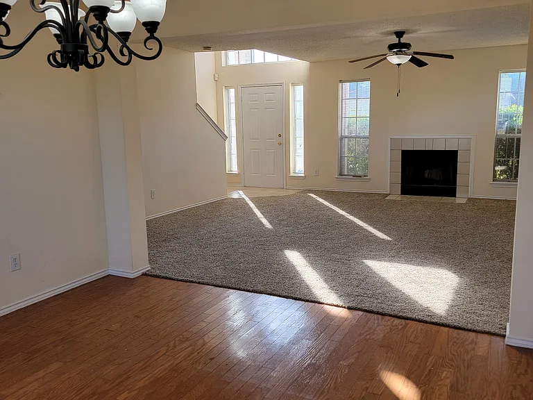 6001 Fenwick Ln — Photo 26