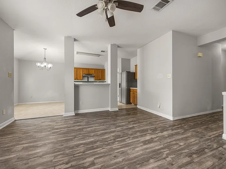 2021 Monica Ln — Photo 5