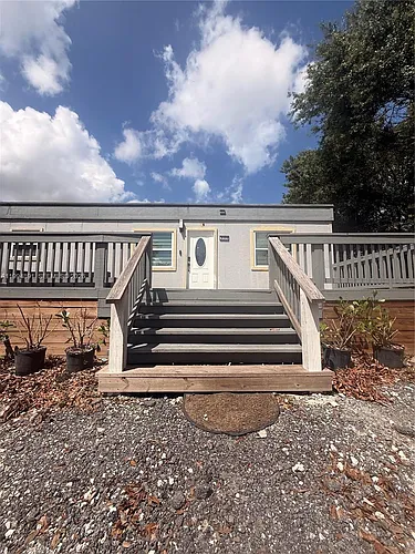 820 N Trebol St Photo 1