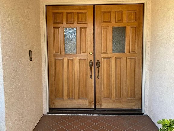 3rd image of 14665 Coolglen Dr
