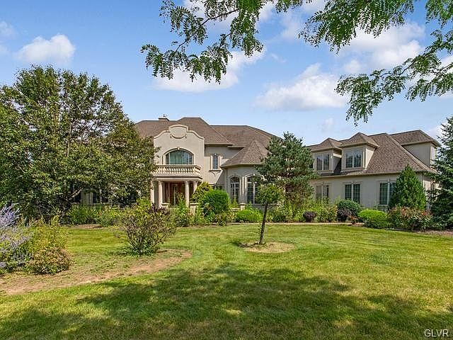 1st image of 3758 Carrington Cir