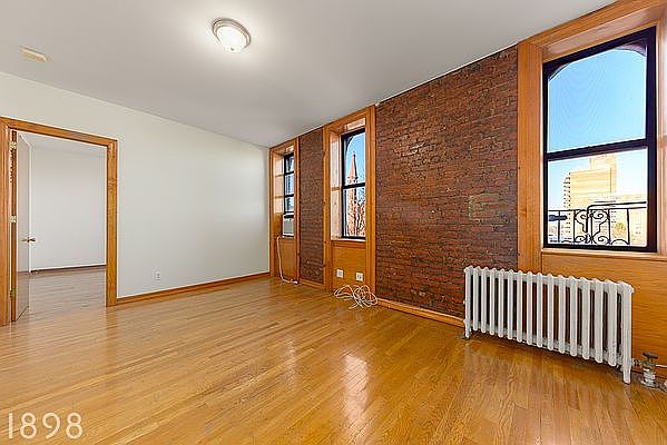 1st image of 252 12th St APT 2E