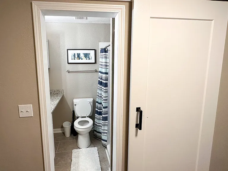 180 W Dublin Dr — Photo 35