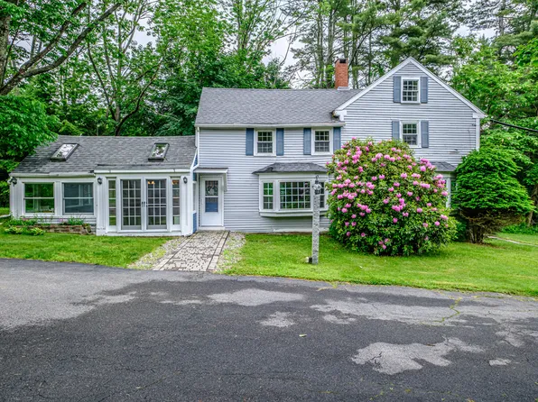 58 Allen Ave Extension, Falmouth, ME 04105