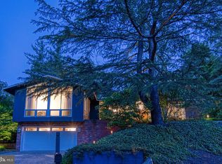 3024 N Oakland St, Arlington, VA 22207