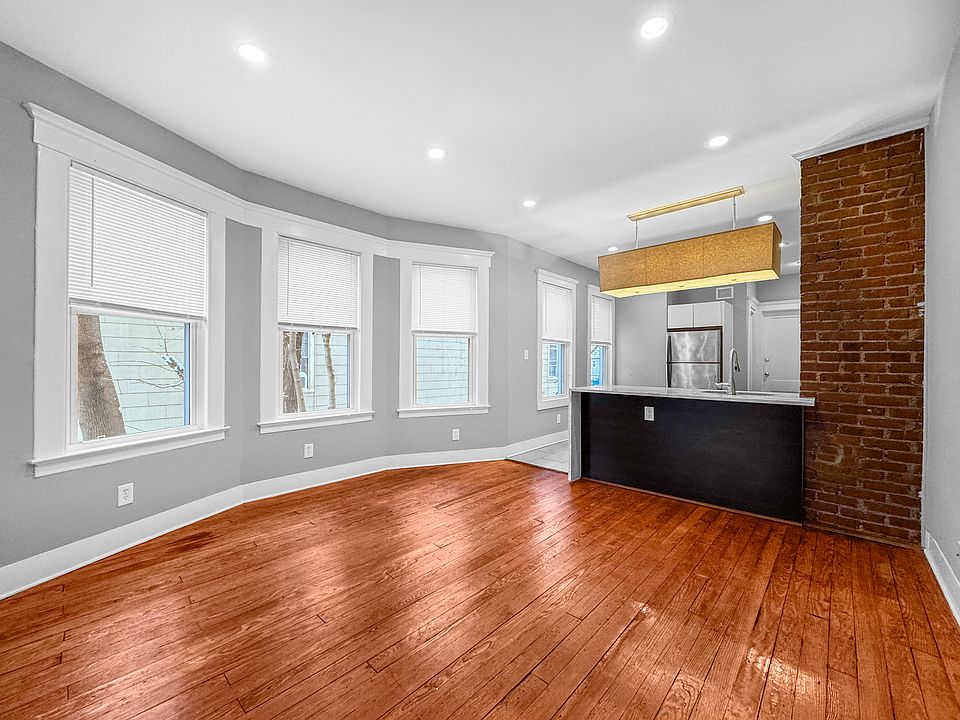 Living/Kitchen