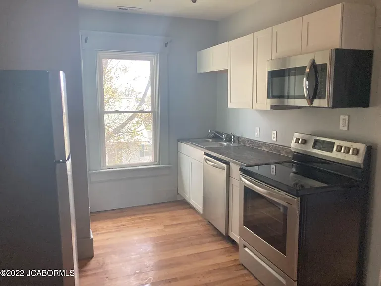 607 S High St #5 — Photo 11