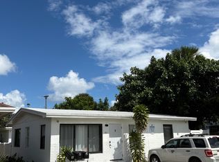 821 9th St #3, West Palm Beach, FL 33401