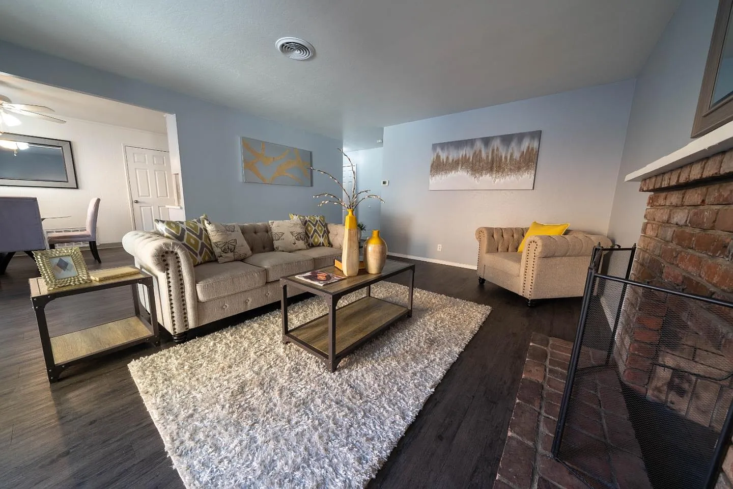 450 McCovey Ln photo 1