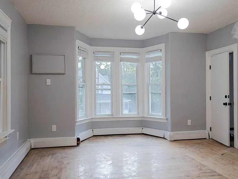 39 Hope St #2 — Photo 3