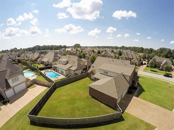 4th image of 1736 Shoal Creek Ln