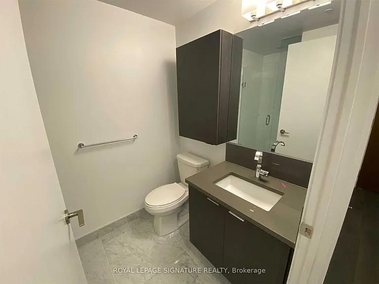 38 Iannuzzi St #810 — Photo 9