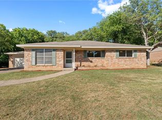 809 Gaywood Dr, Woodway, TX 76712