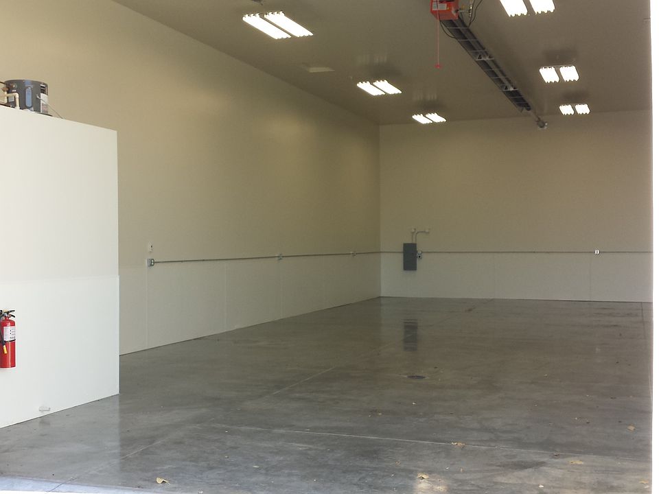2nd image of 2339 Heinz Rd Unit L