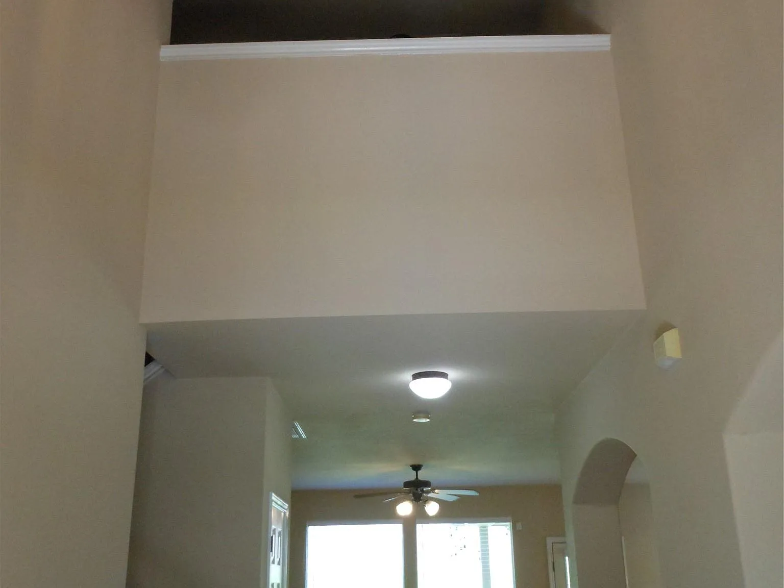 4 bed, 3.0 bath, 2133 sqft, $2,700 — Photo 3