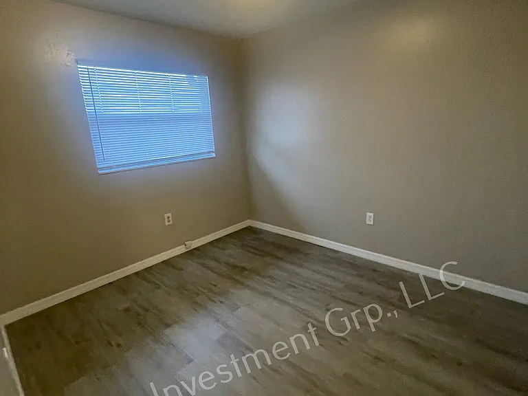 609 S Central Ave #203 — Photo 7