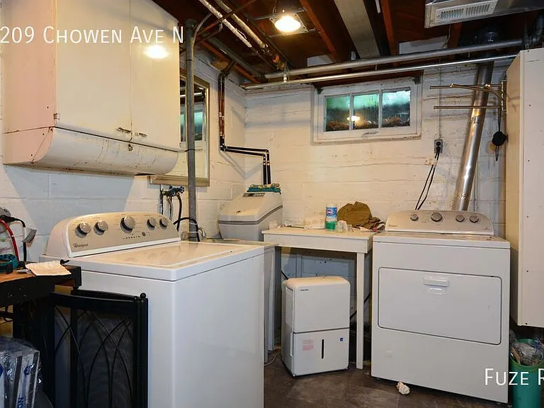 3209 Chowen Ave N — Photo 15