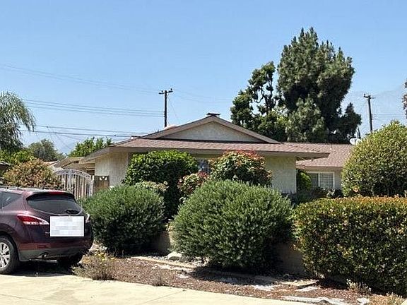 2nd image of 8620 Mignonette St
