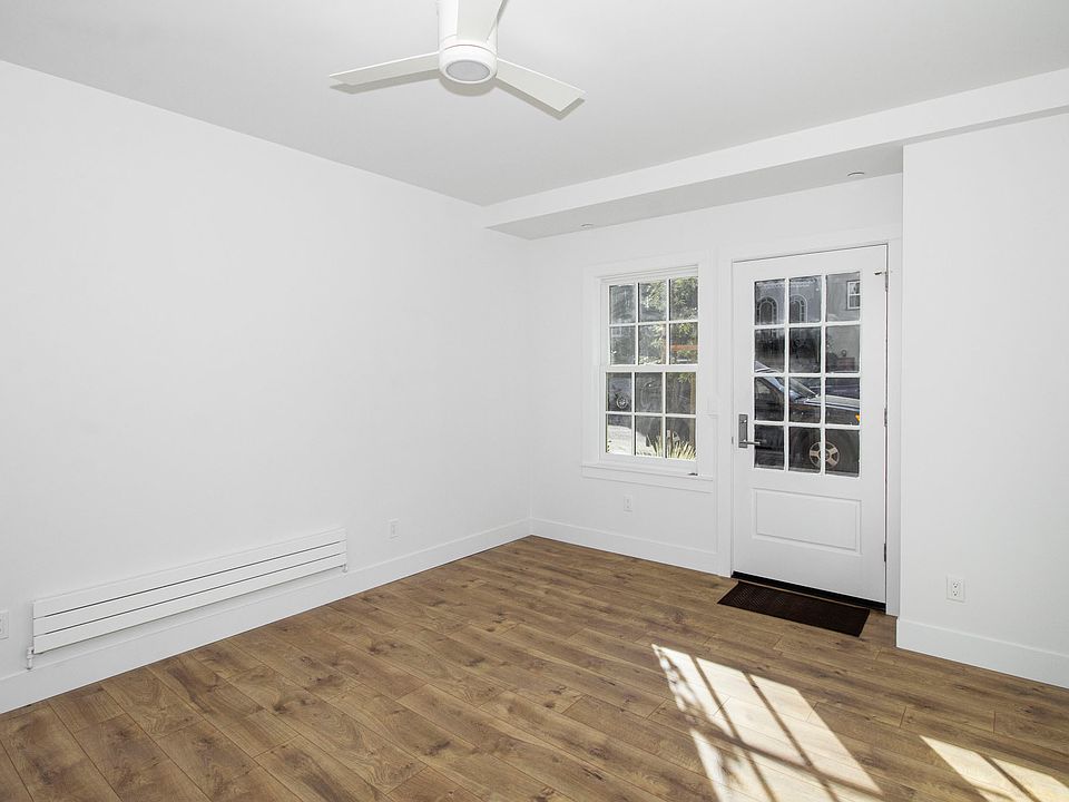 1st image of 3560 Divisadero St APT 20