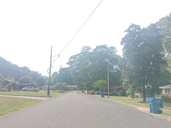 4th image of 1505 Dogwood Trl