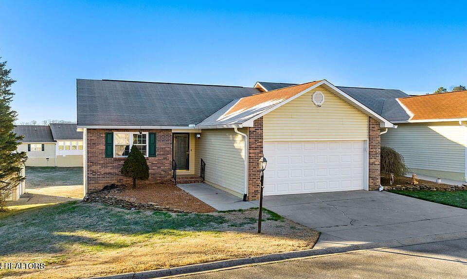 1st image of 116 Hightower Ln