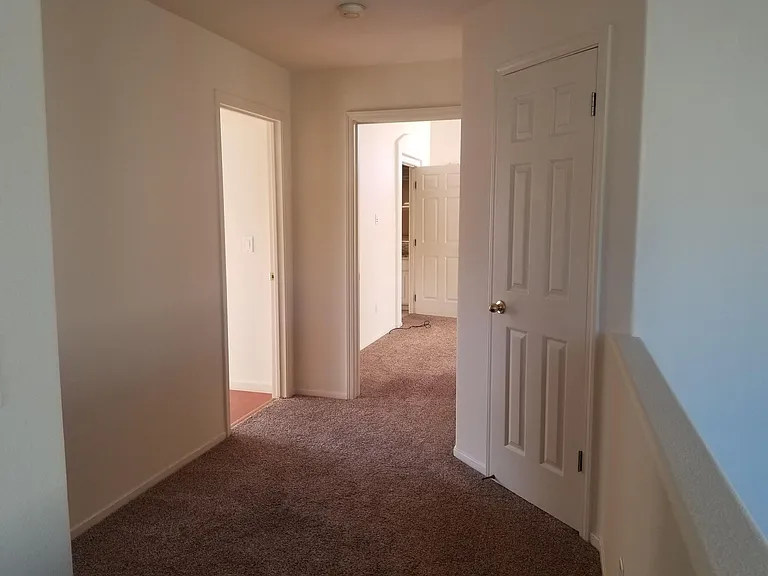 733 Ashton Oaks Way — Photo 8