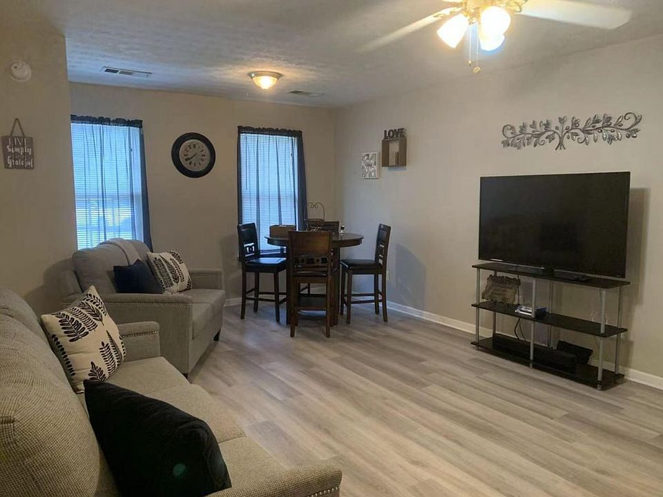 2nd image of 1701 Cannonball Ct #1701