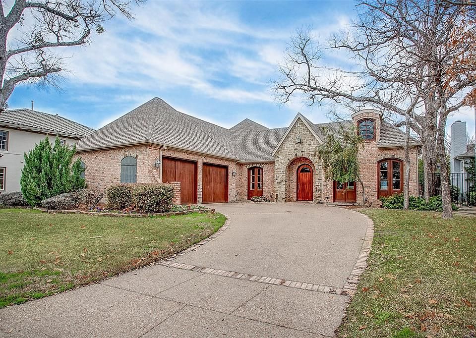 1st image of 2812 River Brook Ct