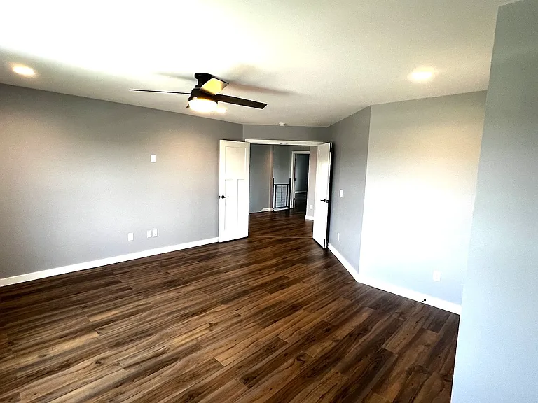 1306 Roberto Rd — Photo 37