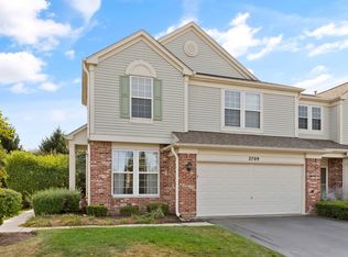 2709 Bay View Cir, Algonquin, IL 60102
