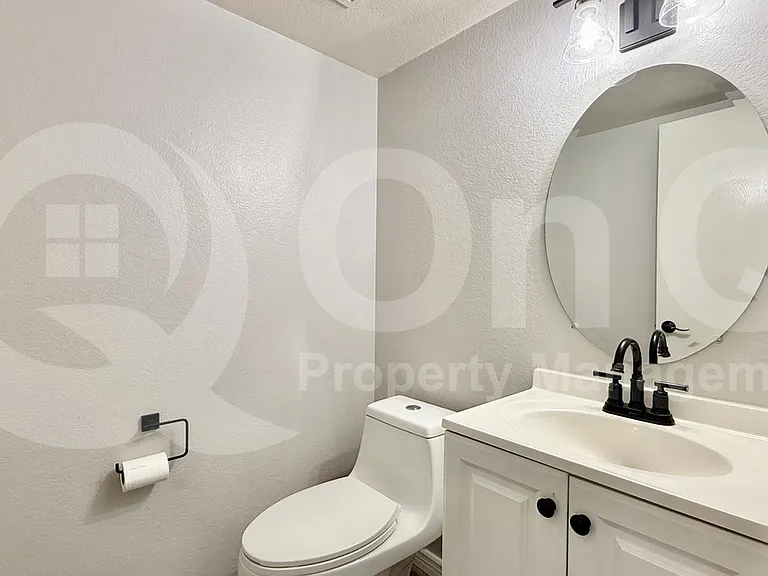 3610 N 106th Ave — Photo 18