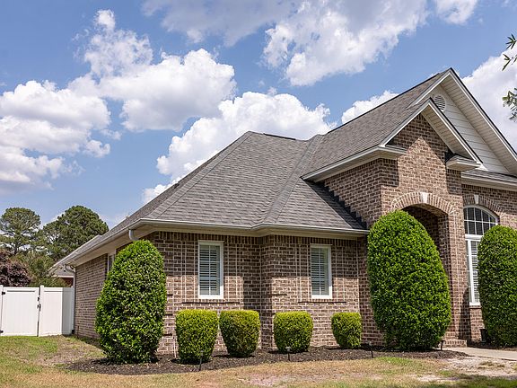 3rd image of 3215 Dewees Ct