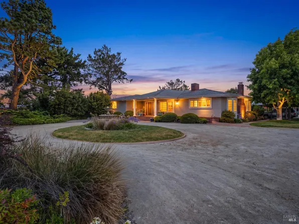 21880 Arnold Drive, Sonoma, CA 95476